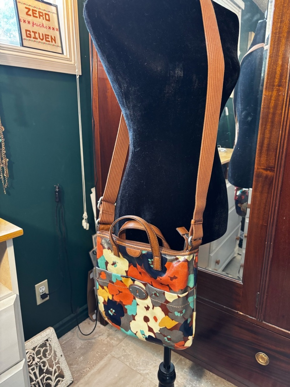Fossil Keyper floral coated canvas crossbody bag - Picture 12 of 12